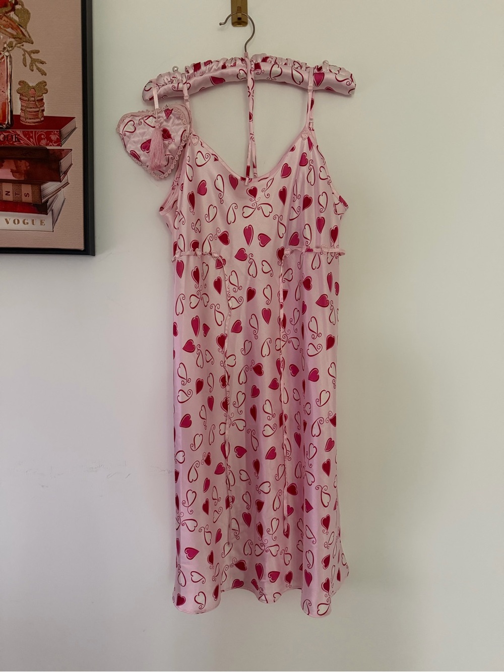 Victorian vintage Jaclyn Smith Pink and Red Heart-Print Satin Sleep Slip set